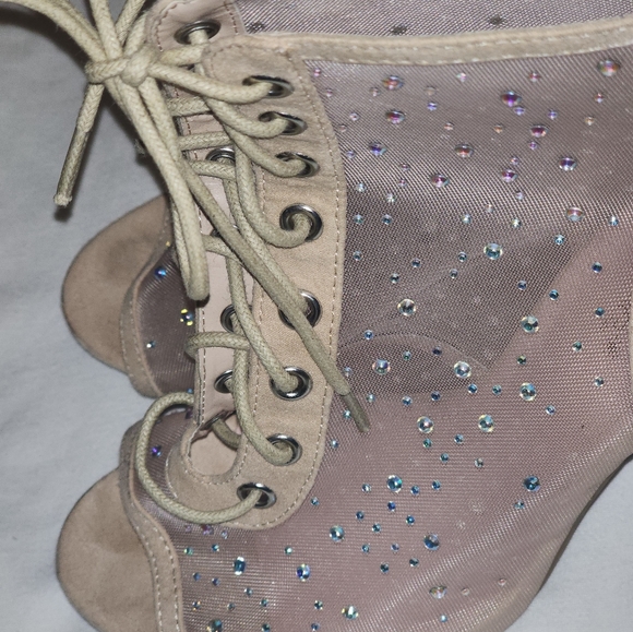 Shoedazzle pep toe Stilletto Rhinestones - Picture 2 of 3